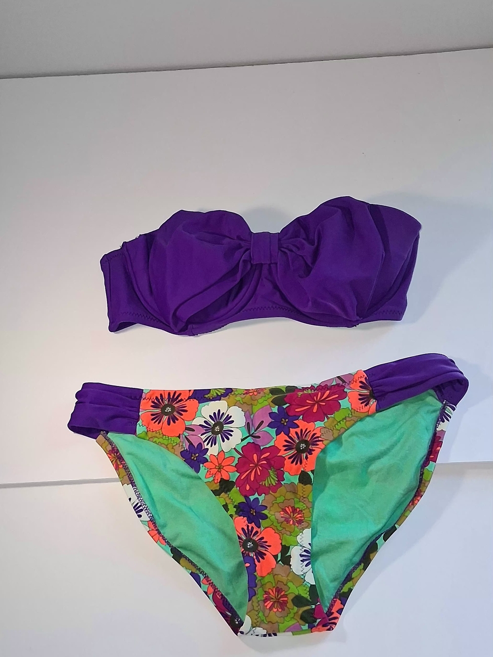 Xhilaration Purple Bandeau Bikini Set w/Multicolor Floral Bottom Top L, Bottom M